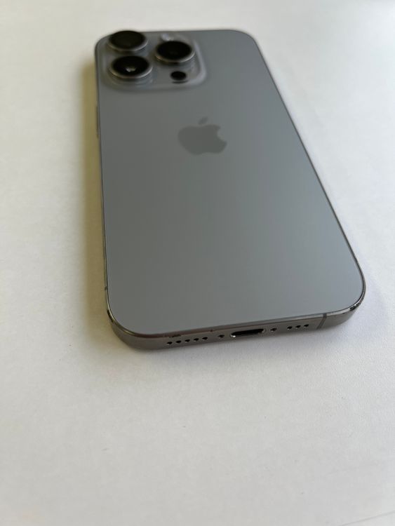 ���� iPhone 15 Pro 128GB �ʥ���������˥��� �Хåƥ꡼100% - 4496