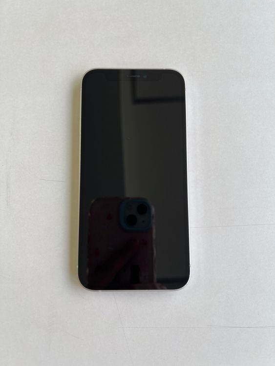 ���� iPhone 12 mini 64GB �ۥ磻�� �Хåƥ꡼100%- 5600