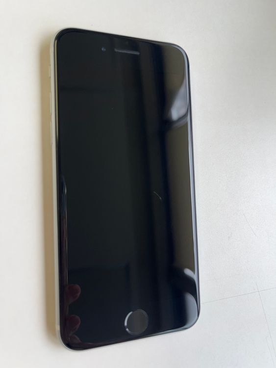 ���� iPhone SE (��2����) 64GB �ۥ磻�� �Хåƥ꡼82% - 5325