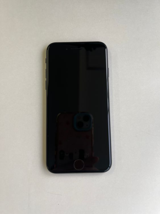 ���� iPhone SE (��3����) 128GB �ߥåɥʥ��� �Хåƥ꡼81% - 6092