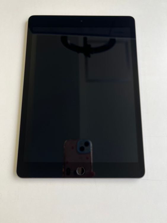 ���� iPad (��8����) Wi-Fi+Cellular 32GB ���ڡ������쥤 - 1445