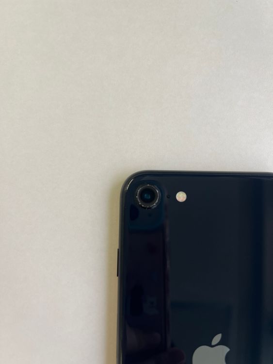 ���� iPhone SE (��3����) 64GB �ߥåɥʥ��� �Хåƥ꡼88%- 0606