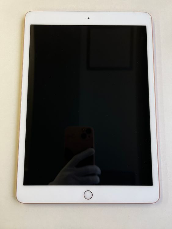  iPad 8 32GB  MYMK2J/A - 7036