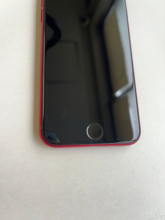 ���� iPhone SE (��3����) 64GB RED �Хåƥ꡼82% - 0201
