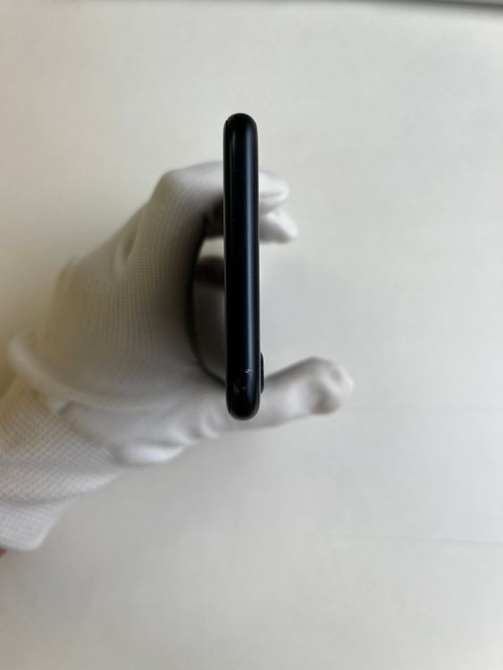 ���� iPhone SE (��3����) 64GB �ߥåɥʥ��� �Хåƥ꡼85% - 2547