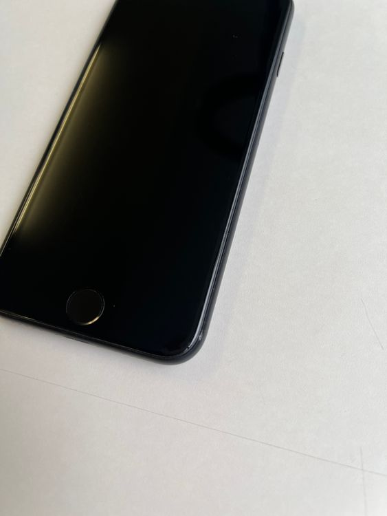 ���� iPhone SE (��2����) 128GB �֥�å� �Хåƥ꡼75% - 6142