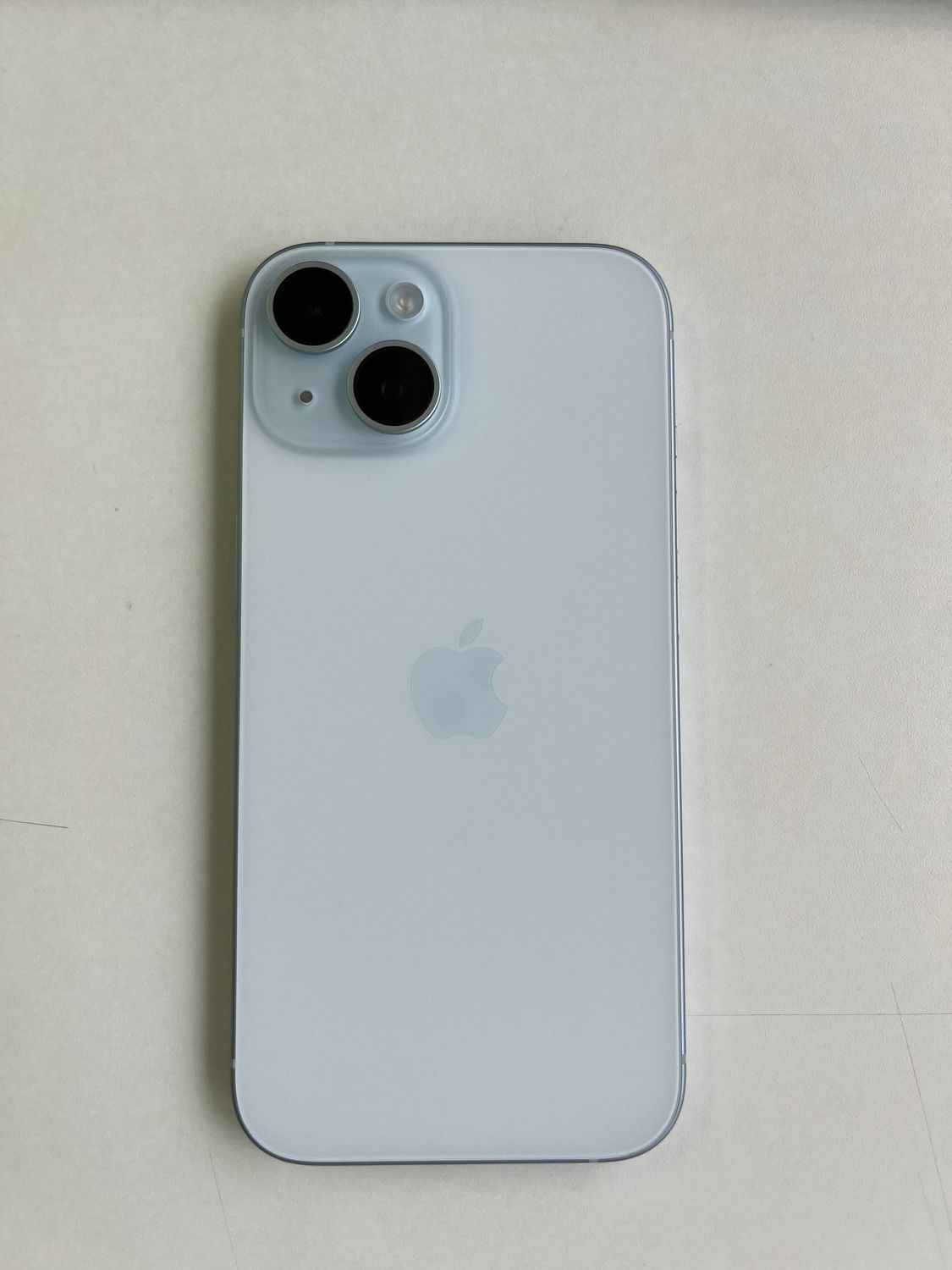 ムスビー｜美品 iPhone 15 256GB ブルー バッテリー84% MTMR3J/A 