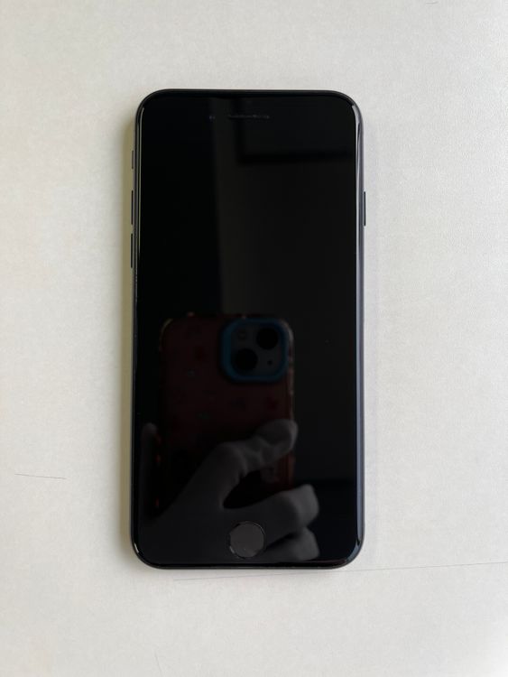 ���� iPhone SE (��3����) 64GB �ߥåɥʥ��� �Хåƥ꡼99% - 8564