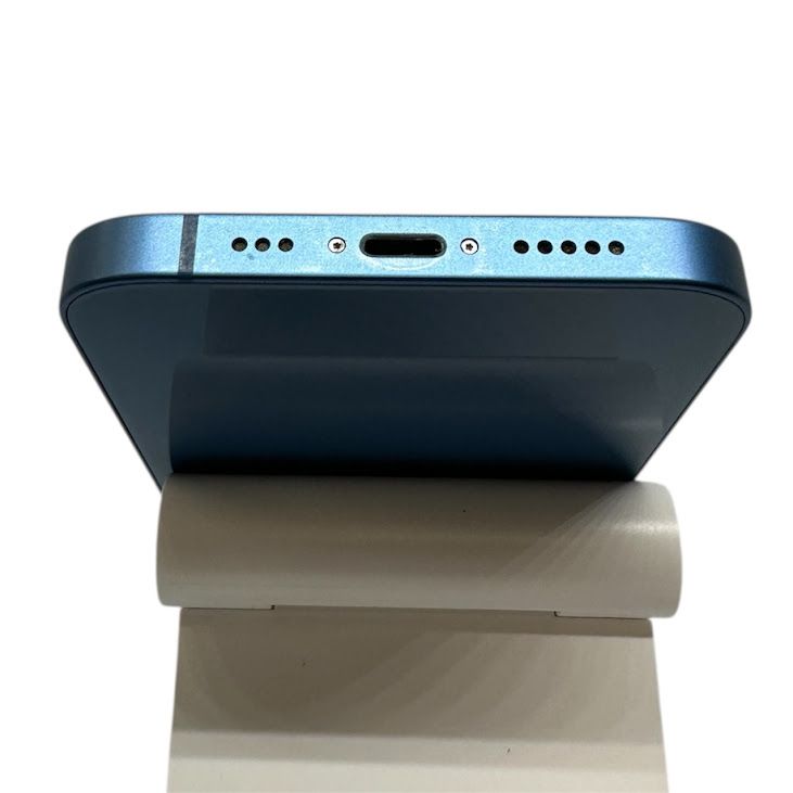 �ڥХåƥ꡼100%��iPhone��13��256GB���֥롼��SIM�ե꡼