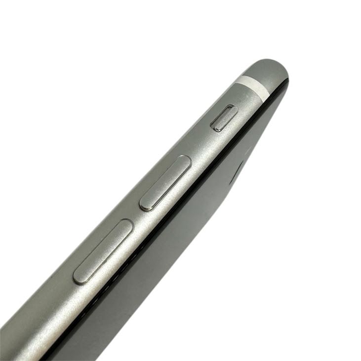 iPhone��SE����2�����64GB���ۥ磻�ȡ�SIM�ե꡼��au��