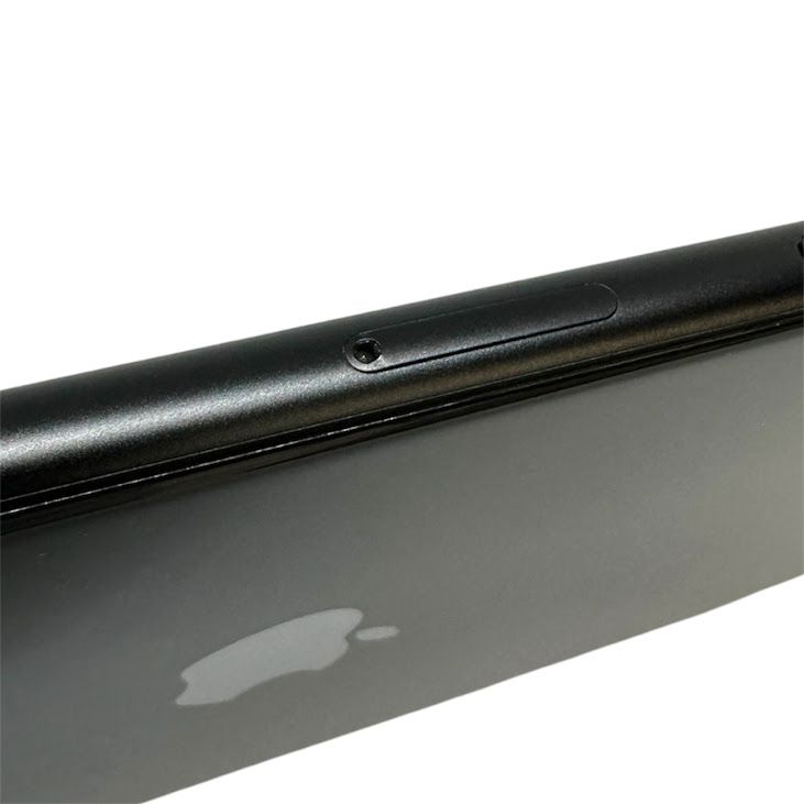 �ڥХåƥ꡼92%��iPhone��SE����2�����64GB���֥�å���SIM�ե꡼���ɥ�����