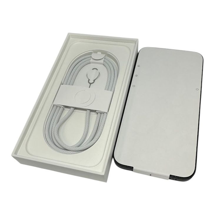 ̤ʡiPhone16e128GB֥åSIMե꡼au