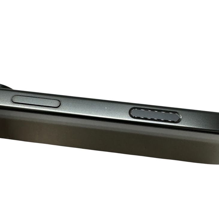 �ڥХåƥ꡼96%��iPhone��16Pro��128GB���֥�å������˥��ࡡSIM�ե꡼���ɥ�����