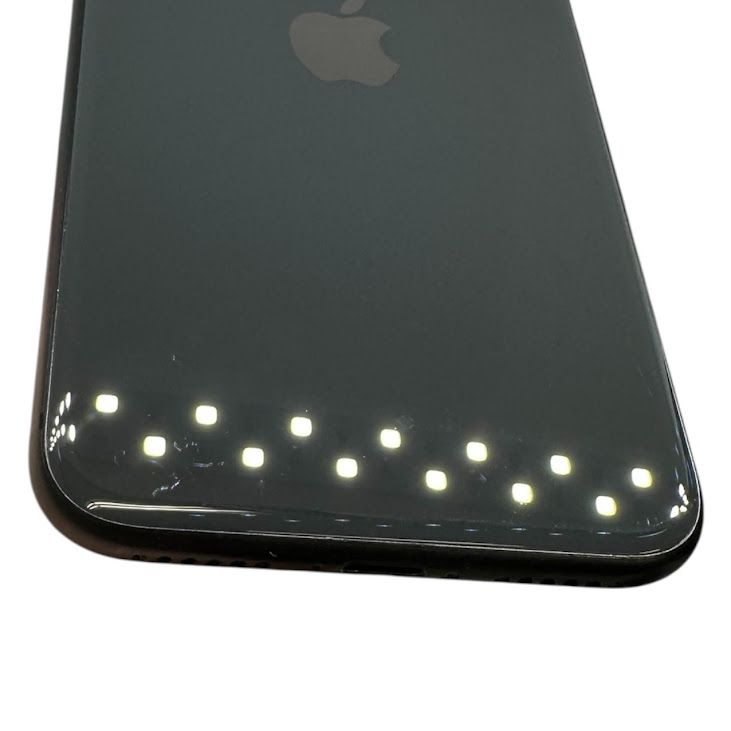 iPhone��SE����2�����64GB���֥�å���SIM�ե꡼��au��