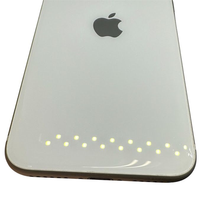 iPhone��SE����2�����64GB���ۥ磻�ȡ�SIM�ե꡼