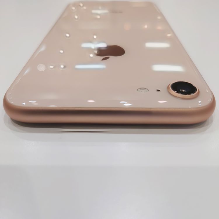 ڽŹѡiphone8 64GB  Хåƥ꡼100%