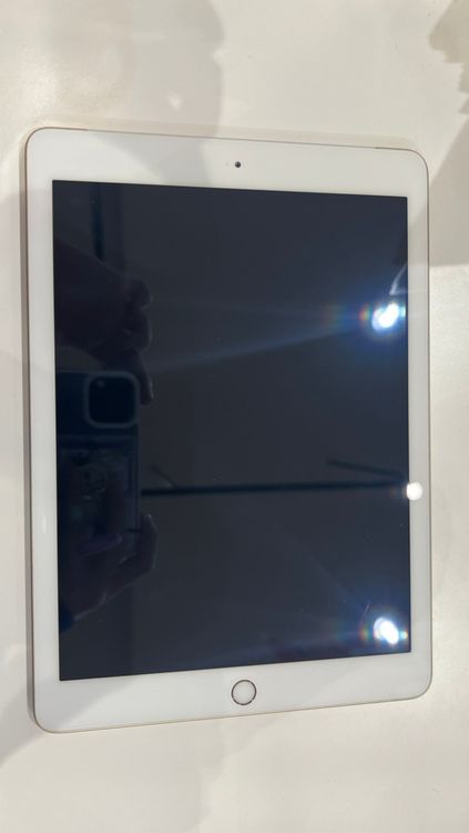 �ڽ���Ź�����ѡ�iPad(��5����) 32GB �������Wi-Fi + Cellular��ǥ�