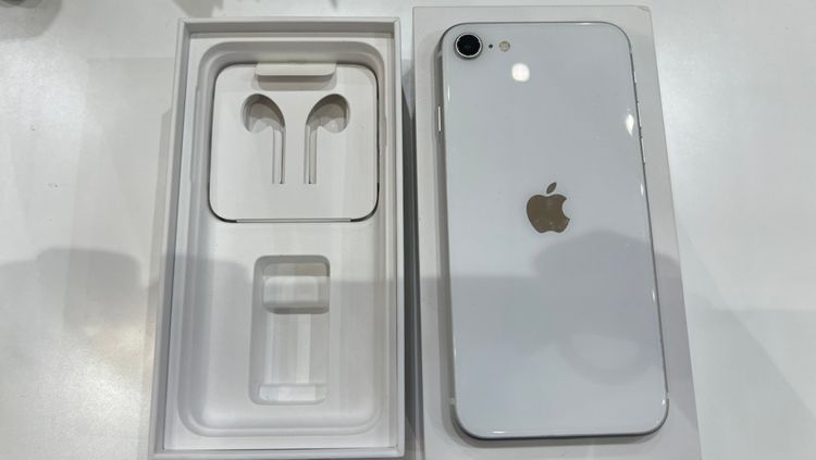 �ڽ���Ź�վ������ѡ�iPhone SE2 128GB �ۥ磻�ȡ����եȥХ�SIM���å�����Ѥ�