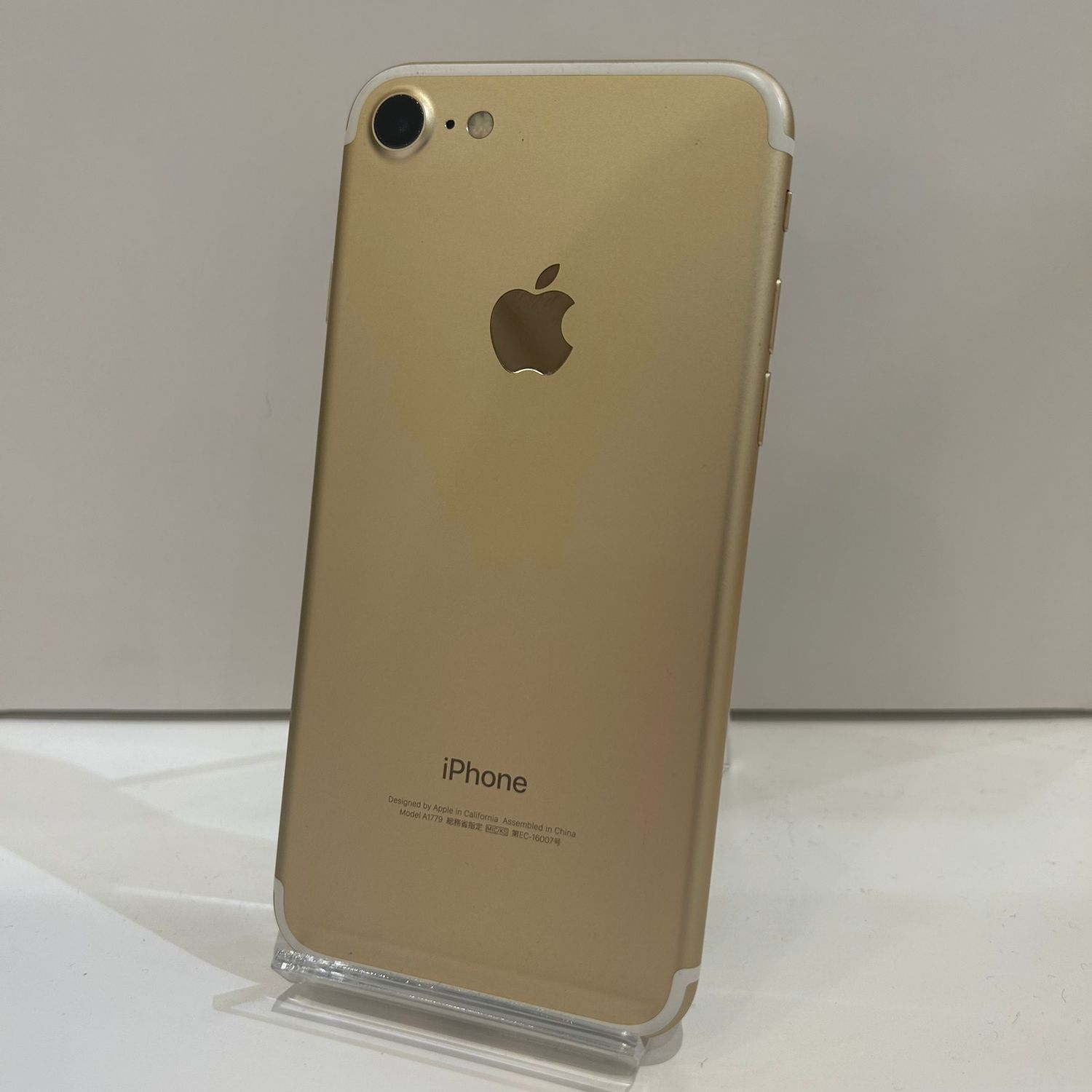 ムスビー｜【修理店整備済】iPhone7 32GB ゴールドSIMロック解除