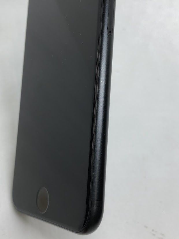 ムスビー｜iPhone SE(第2世代) 64GB ブラック SIMフリー au版 