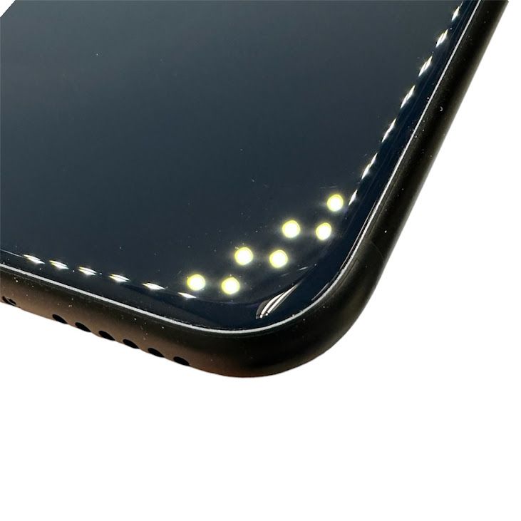 �ڥХåƥ꡼100%��iPhone��SE����3�����64GB���ߥåɥʥ��ȡ�SIM�ե꡼��au��