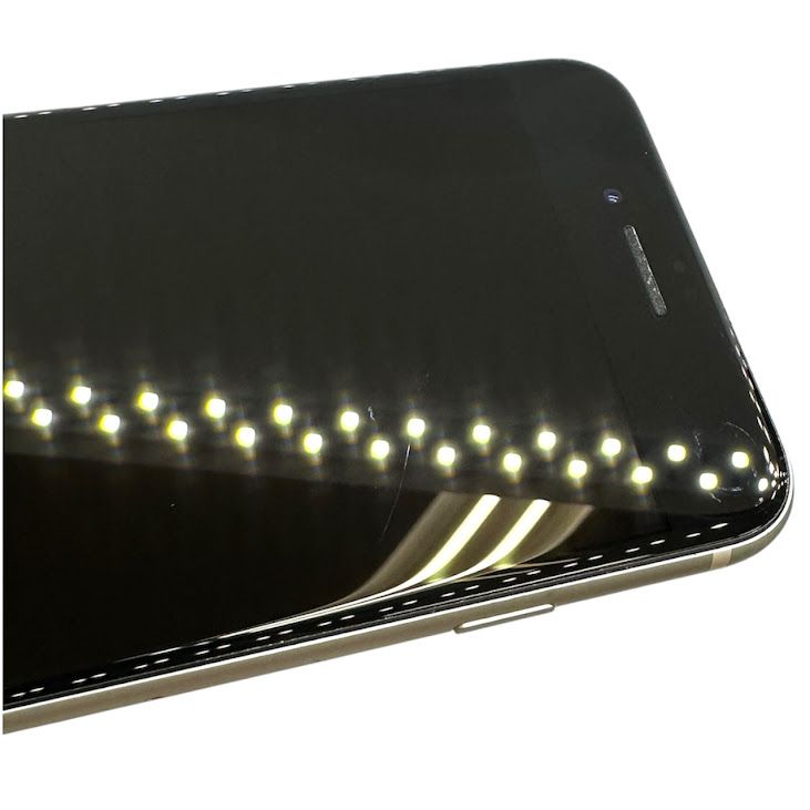 �ڥХåƥ꡼93%��iPhone��SE����2�����64GB���ۥ磻�ȡ�SIM�ե꡼��au��