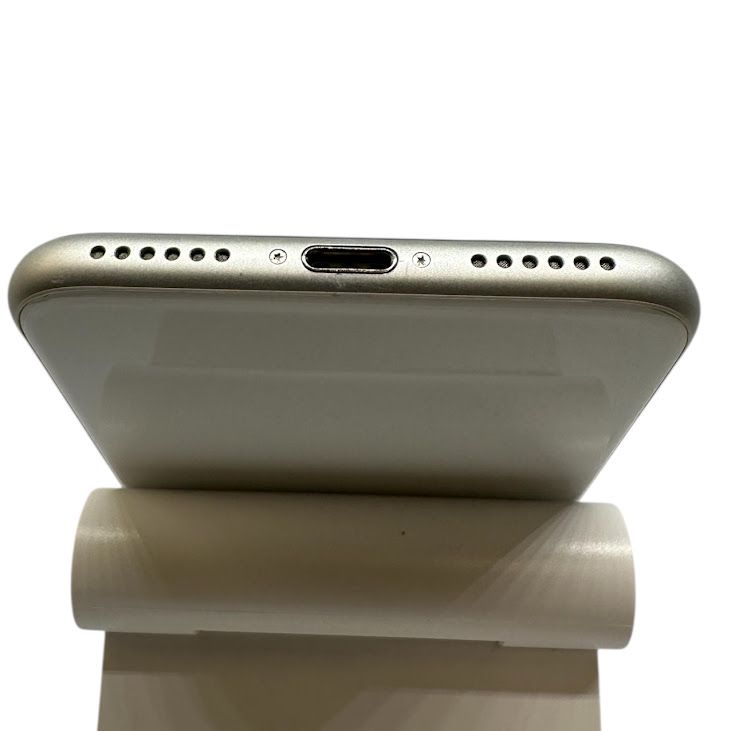 iPhone��SE����2�����64GB���ۥ磻�ȡ�SIM�ե꡼��au��