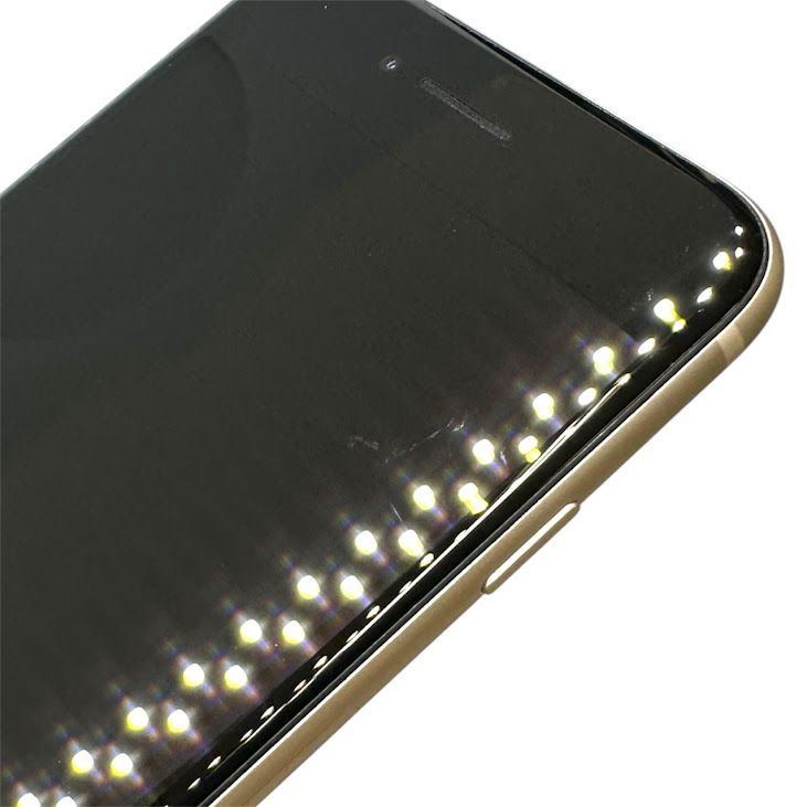 �ڥХåƥ꡼96%��iPhone��SE����3�����64GB���������饤�ȡ�SIM�ե꡼��au��