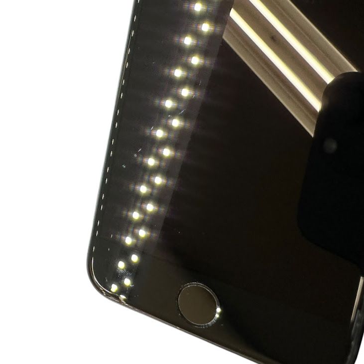 �ڥХåƥ꡼99%��iPhone��SE����3�����64GB���ߥåɥʥ��ȡ�SIM�ե꡼��au��