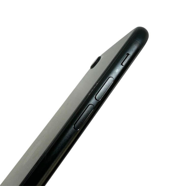 �ڥХåƥ꡼83%��iPhone��SE����3�����128GB���ߥåɥʥ��ȡ�SIM�ե꡼