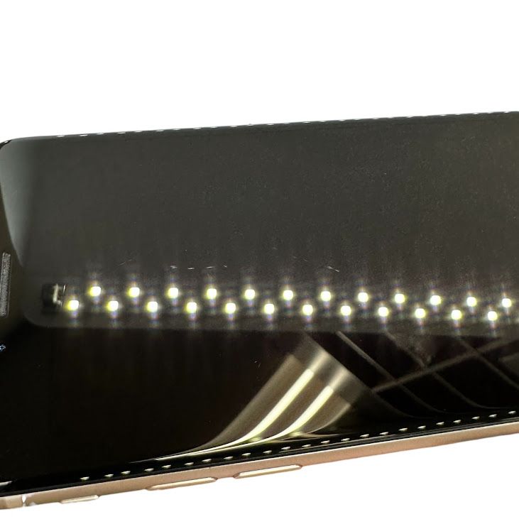 �ڥХåƥ꡼88%��iPhone��SE����2�����64GB���ۥ磻�ȡ�SIM�ե꡼���ɥ�����