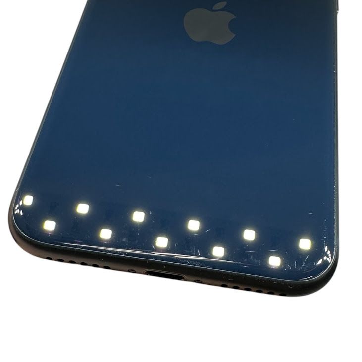 �ڥХåƥ꡼80%��iPhone��SE����3�����128GB���ߥåɥʥ��ȡ�SIM�ե꡼��au��