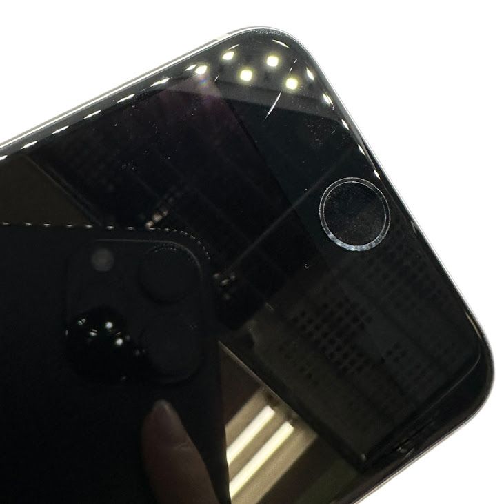 【バッテリー96%】iPhone SE(第3世代) 64GB スターライト ソフトバンク版