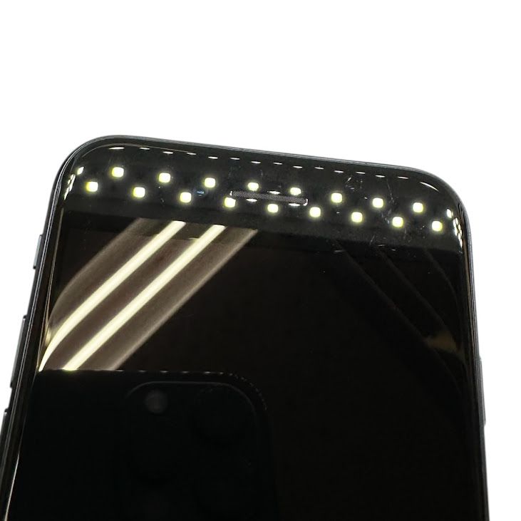 �ڥХåƥ꡼100%��iPhone��SE����3�����64GB���ߥåɥʥ��ȡ�SIM�ե꡼��au��