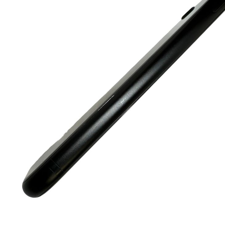�ڥХåƥ꡼84%��iPhone��SE����2�����64GB���֥�å���SIM�ե꡼�����եȥХ���