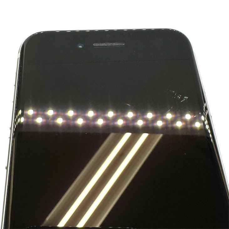 �ڥХåƥ꡼94%��iPhone��SE����2�����64GB���ۥ磻�ȡ�SIM�ե꡼��au��