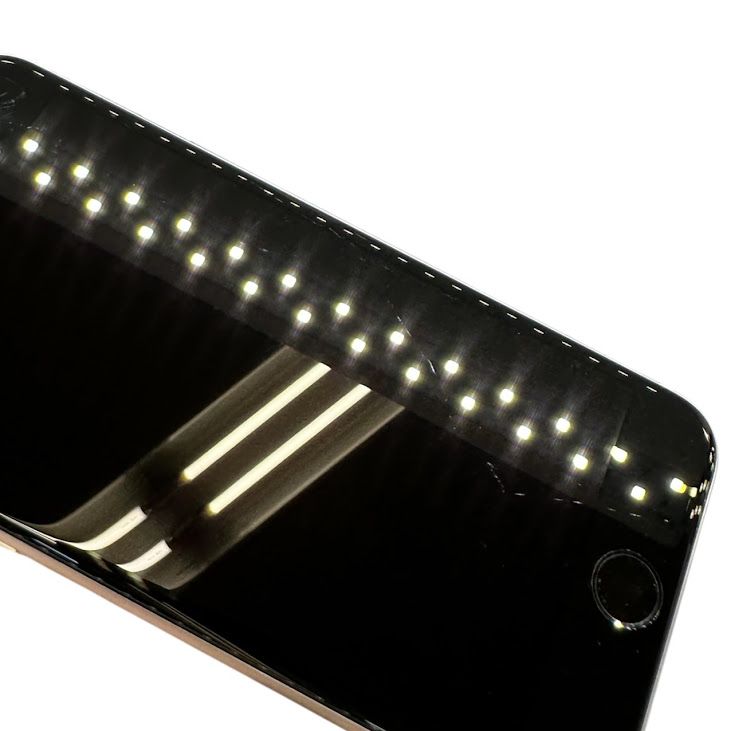 �ڥХåƥ꡼100%��iPhone��SE����2�����64GB���ۥ磻�ȡ�SIM�ե꡼���ɥ�����