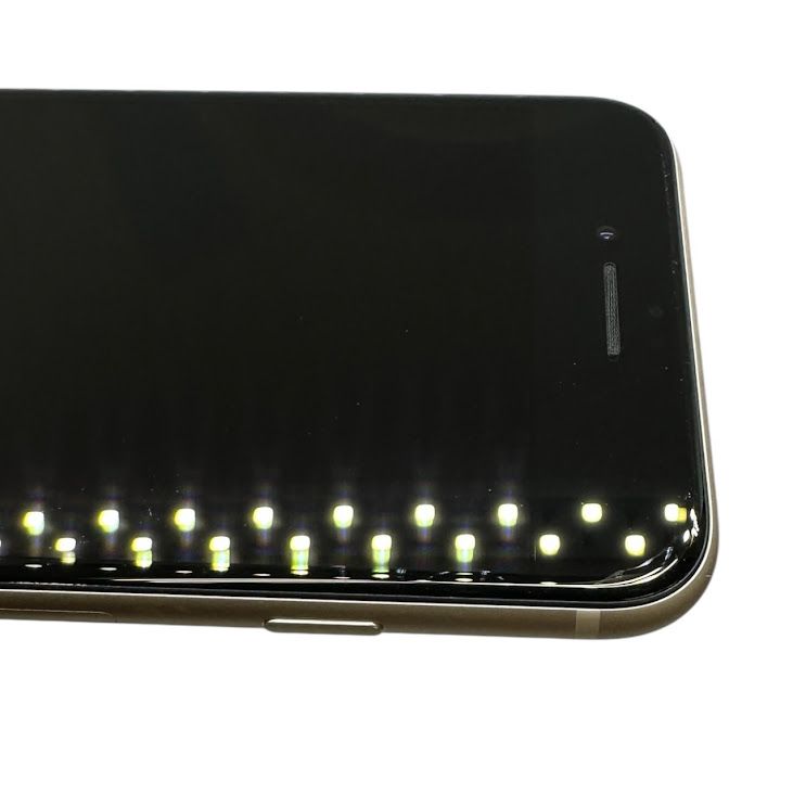 �ڥХåƥ꡼100%��iPhone��SE����3�����64GB���������饤�ȡ�SIM�ե꡼���ɥ�����