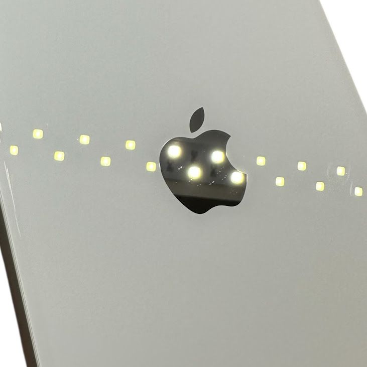 iPhone��SE����2�����128GB���ۥ磻�ȡ�SIM�ե꡼