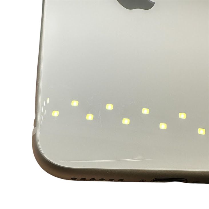 �ڥХåƥ꡼88%��iPhone��SE����2�����64GB���ۥ磻�ȡ�SIM�ե꡼���ɥ�����