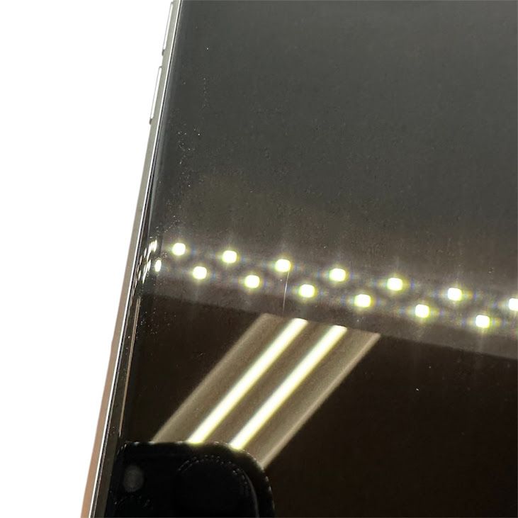 �ڥХåƥ꡼88%��iPhone��SE����2�����64GB���ۥ磻�ȡ�SIM�ե꡼���ɥ�����