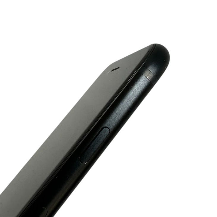 �ڥХåƥ꡼100%��iPhone��SE����3�����64GB���ߥåɥʥ��ȡ�SIM�ե꡼��au��