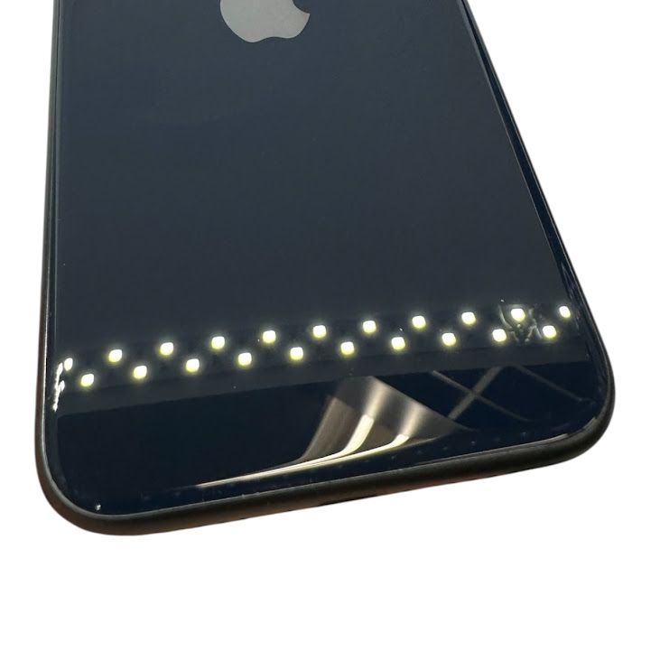 �ڥХåƥ꡼93%��iPhone��SE����3�����64GB���ߥåɥʥ��ȡ�SIM�ե꡼