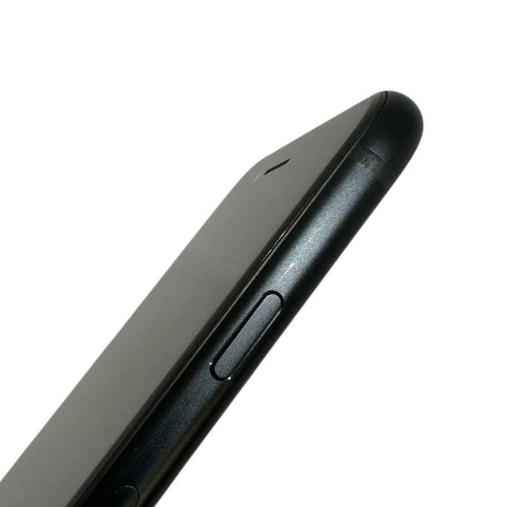 �ڥХåƥ꡼99%��iPhone��SE����3�����64GB���ߥåɥʥ��ȡ�SIM�ե꡼��au��
