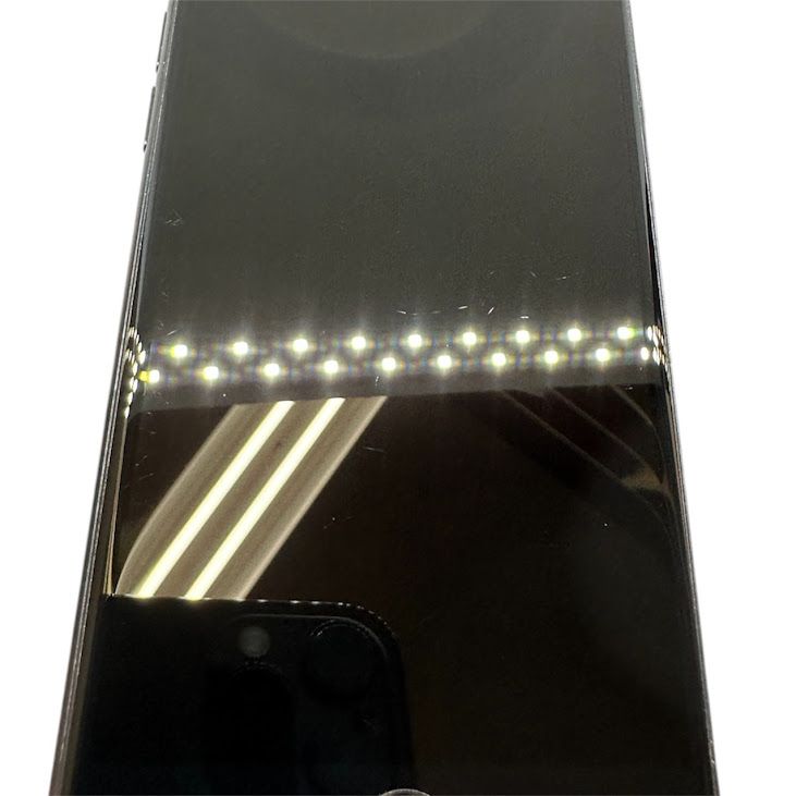 �ڥХåƥ꡼90%��iPhone��SE����2�����64GB���֥�å���SIM�ե꡼��au��