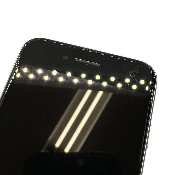 �ڥХåƥ꡼100%��iPhone��SE����2�����64GB���ۥ磻�ȡ�SIM�ե꡼���ɥ�����