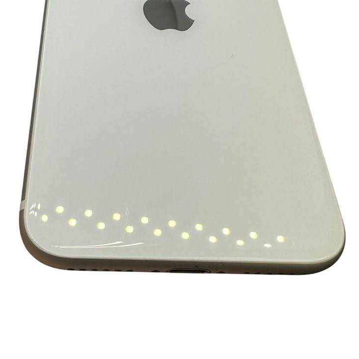 �ڥХåƥ꡼92%��iPhone��SE����2�����64GB���ۥ磻�ȡ�SIM�ե꡼��au��