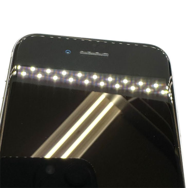 iPhone��SE����2�����64GB���ۥ磻�ȡ�SIM�ե꡼��Y��Х�����