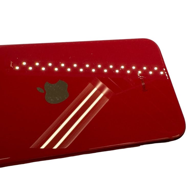 �ڥХåƥ꡼85%��iPhone��SE����3�����64GB���ץ������ȥ�åɡ�SIM�ե꡼��au��