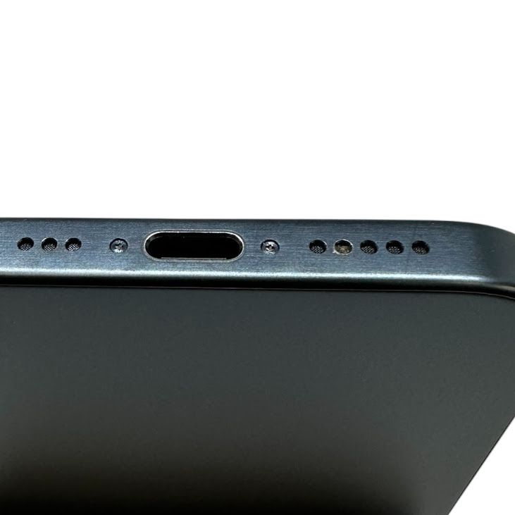 �ڥХåƥ꡼88%��iPhone��15Pro��128GB���֥롼�����˥���